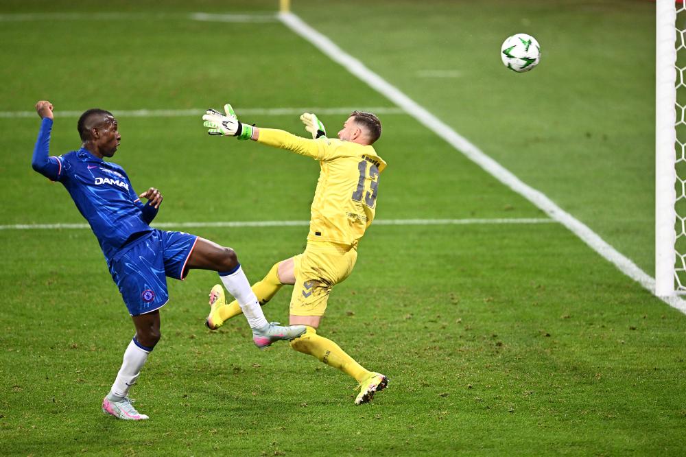 内维尔：利物浦一次次犯错，你真没法信任他们